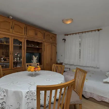 Marija Lägenhet Makarska